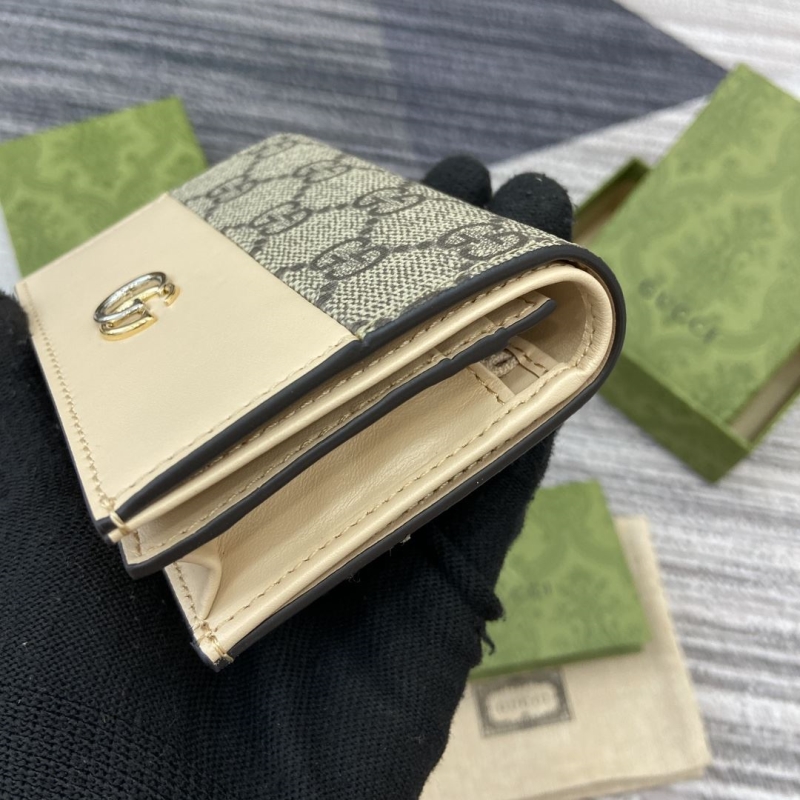 G*u*i wallets & purse